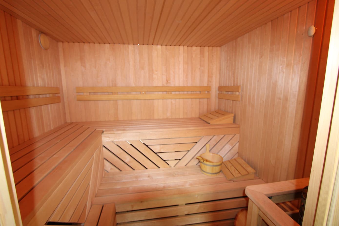 Sauna & Wellnessbereich – Ausbau im Untergeschoss